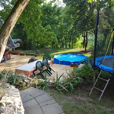 Apartman Cabin In The Woods Budapest